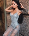 Блестящее полупрозрачное платье со шлейфом / Серебро