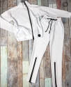 Хлопковый спортивный костюм "Moncler" / Белый